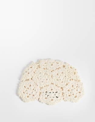 Kiwi & Co Handknit Floral Crochet Hat In Purple