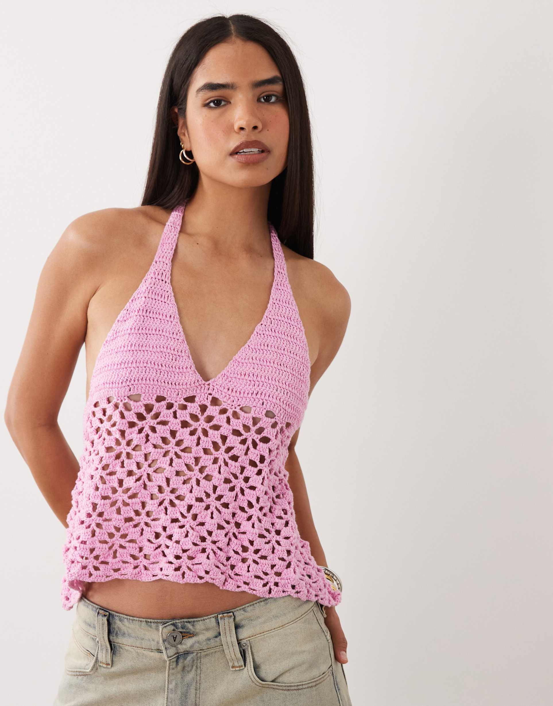 kiwi & co handknit flower crochet halterneck open back top in pink