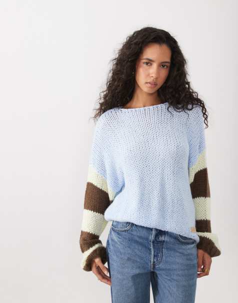 Kiwi & Co Kiss & Tell wool feel hand knitted contrast stripe sleeve relaxed sweater in blue - view 1
