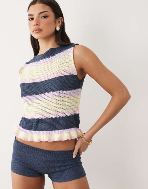 Kiwi & Co knitted high waisted shorts in navy (part of a set), 6 of 6