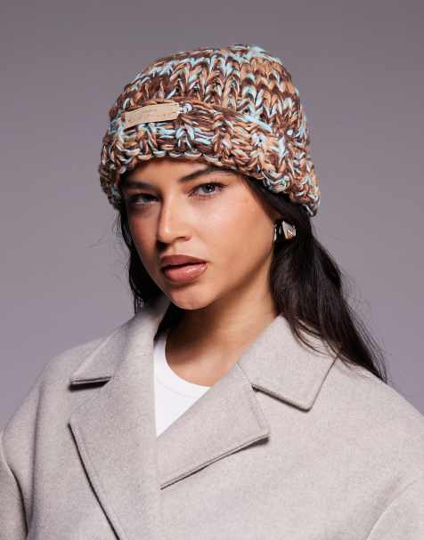 Kiwi & Co - Love Note - Met de hand grofgebreide beanie in chocoladebruin en blauw - view 1