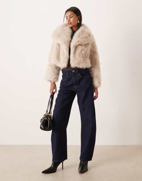 Kiwi & Co - Lyla - Cropped jack van imitatiebont met oversized kraag in crème - view 1