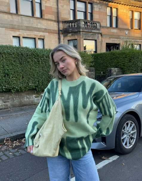 Kiwi & Co Poplar crew neck paint spill look oversized sweater in green - view 1