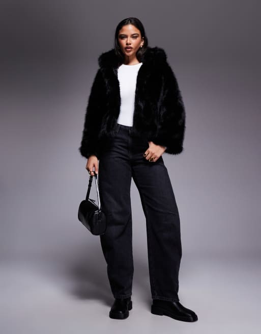 Kiwi Co Veste courte en fausse fourrure à capuche Noir ASOS