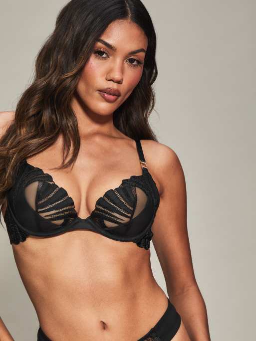 KBX Isabella lingerie set in black, 2 of 3