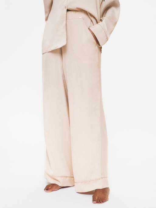 Knickerbox Knickerbox hattie satin revere pyjama shirt & trouser set in beige, 3 of 4