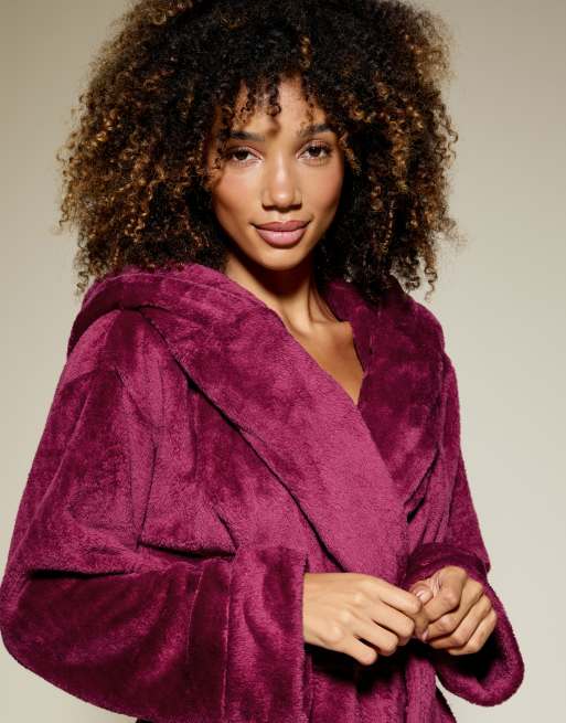 Knickerbox Rosa cosy robe in burgundy, 2 of 4