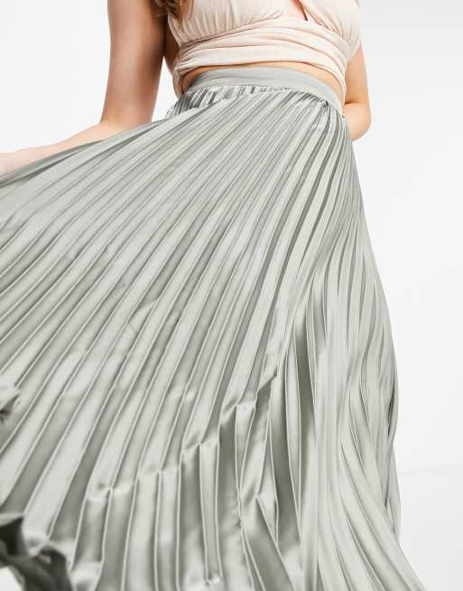 Silver satin pleated outlet skirt