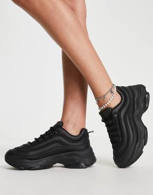 Nike black cheap chunky trainers