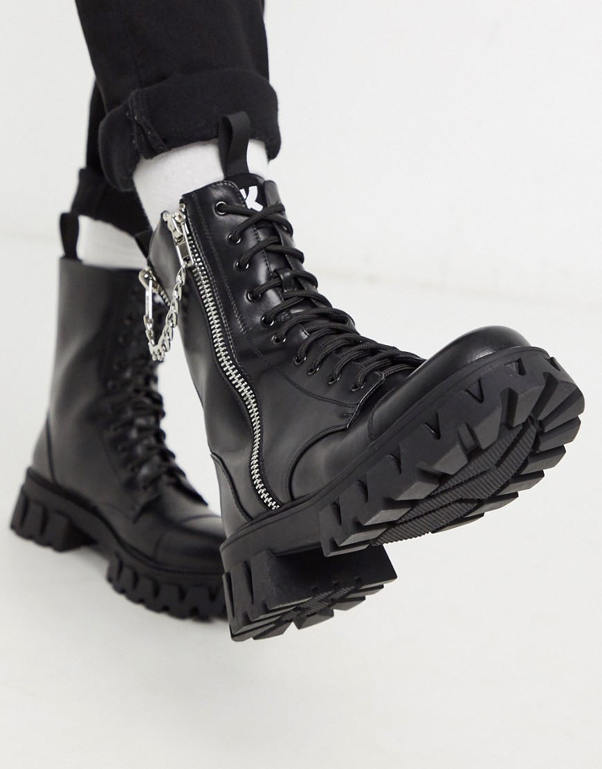 Koi Footwear – Svarta grova boots i veganläder med snörning och dragkedjor