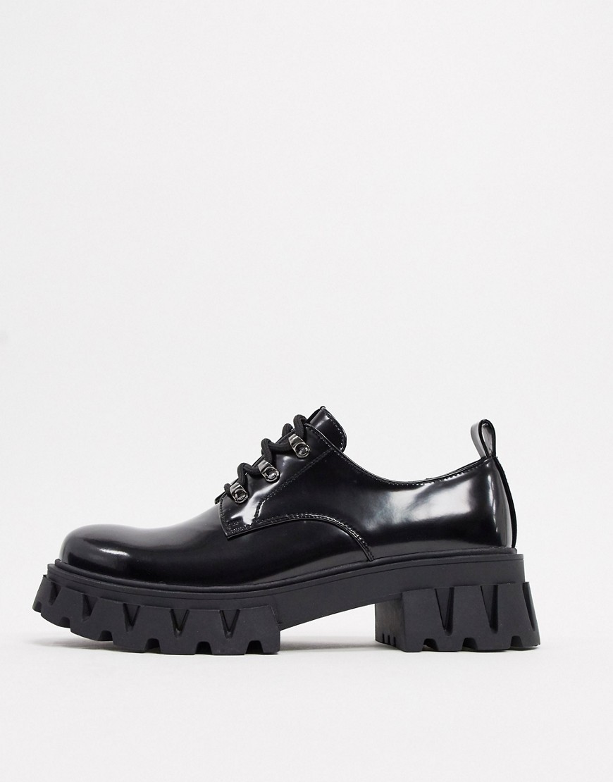 Koi Footwear – Svarta grova skor i veganläder med snörning