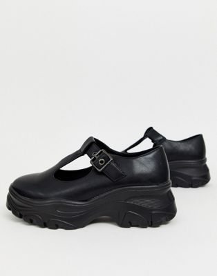 Koi Footwear – Svarta veganska skor med tjock sula