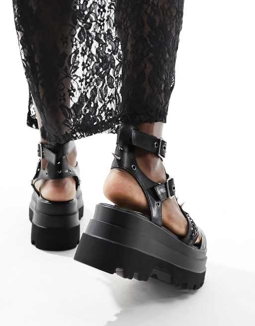 Koi – He Divine – Svarta grova sandaler med nitar, 2 av 4