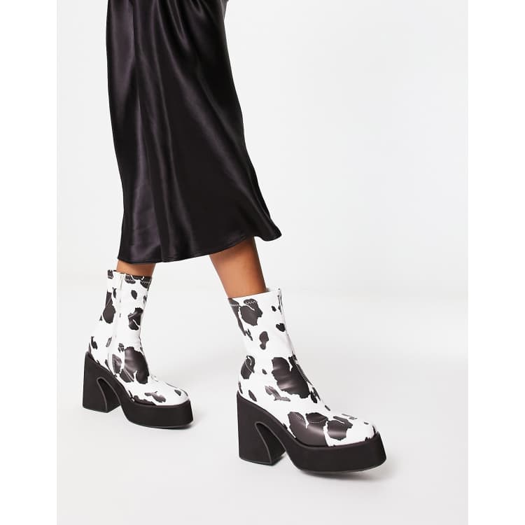 Delias cow print outlet skirt