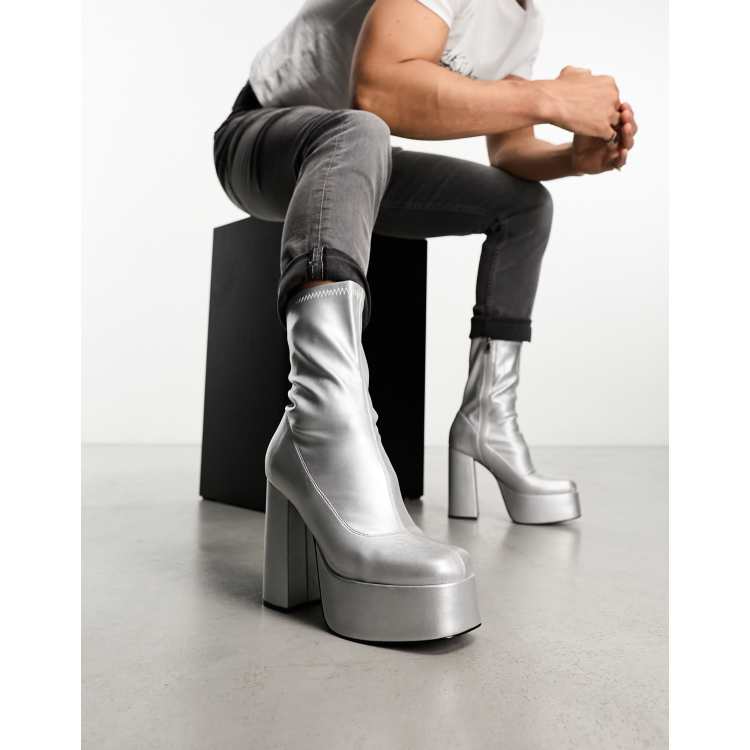 Metallic 2025 platform boots