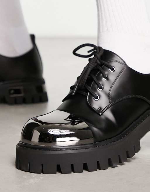 KOI – Shelob – Schnürschuhe in Schwarz mit Metallkappe  , 2 von 4