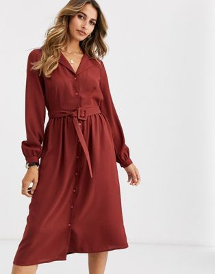 фото Коричневое платье-рубашка миди с покрытым тканью ремнем vero moda-коричневый