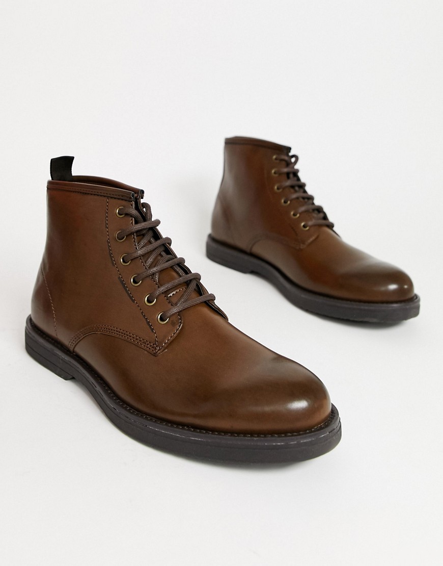 фото Коричневые ботинки на шнуровке topman-коричневый