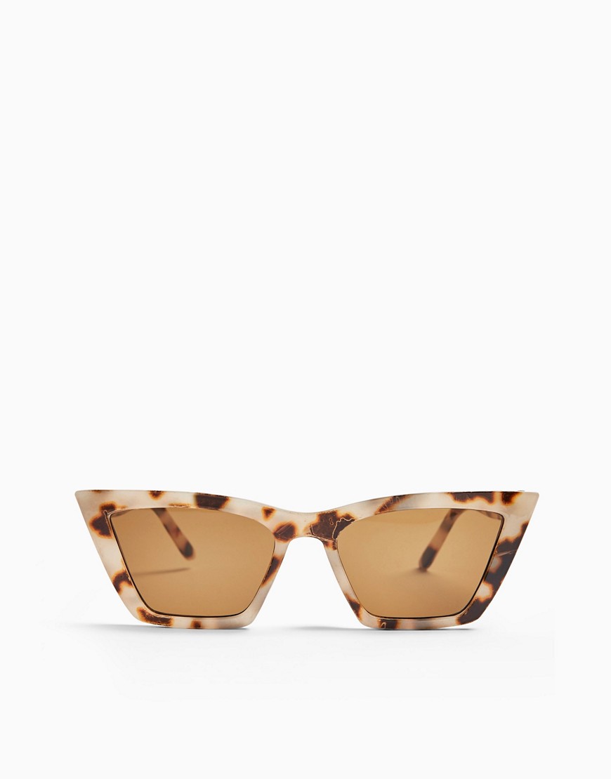 фото Коричневые солнцезащитные очки в черепаховой оправе «кошачий глаз» topshop-коричневый цвет