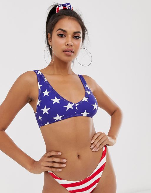 Kort bikinioverdel med Stars and stripe-print og matchende hårelastik fra ASOS DESIGN