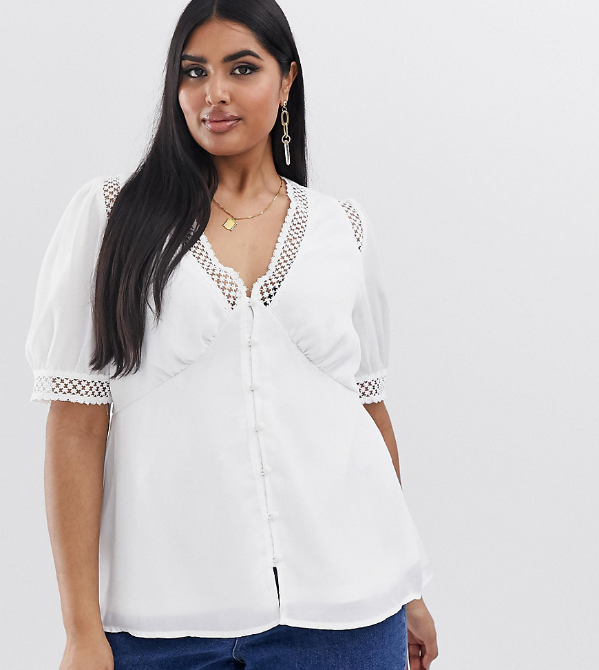 Kortærmet bluse med blonder fra Fashion Union Plus-Hvid