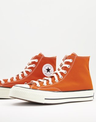 фото Красно-оранжевые высокие кроссовки converse chuck 70-оранжевый цвет