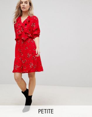 Платье красное в мелкий цветочек фото