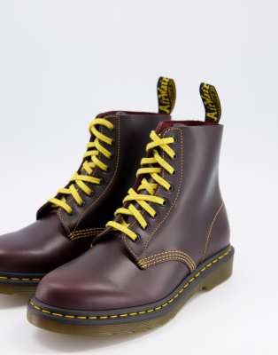 фото Красные ботинки с 8 парами люверсов dr martens 1460 pascal-красный