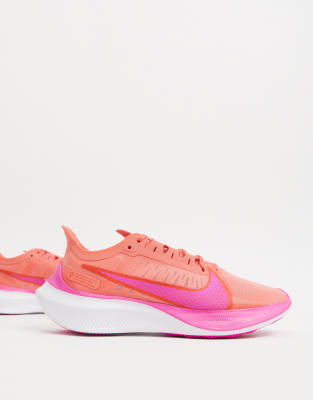 фото Красные кроссовки nike running zoom gravity-красный