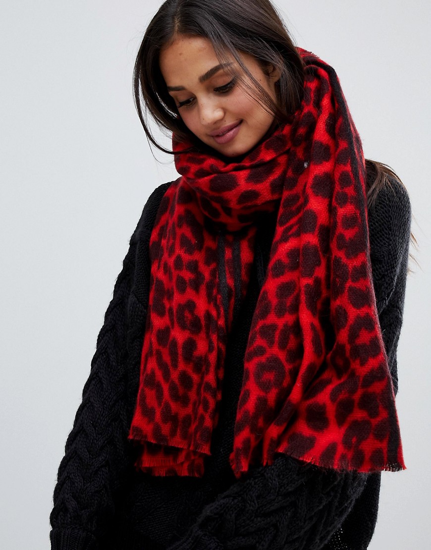фото Красный шарф с леопардовым принтом stitch & pieces