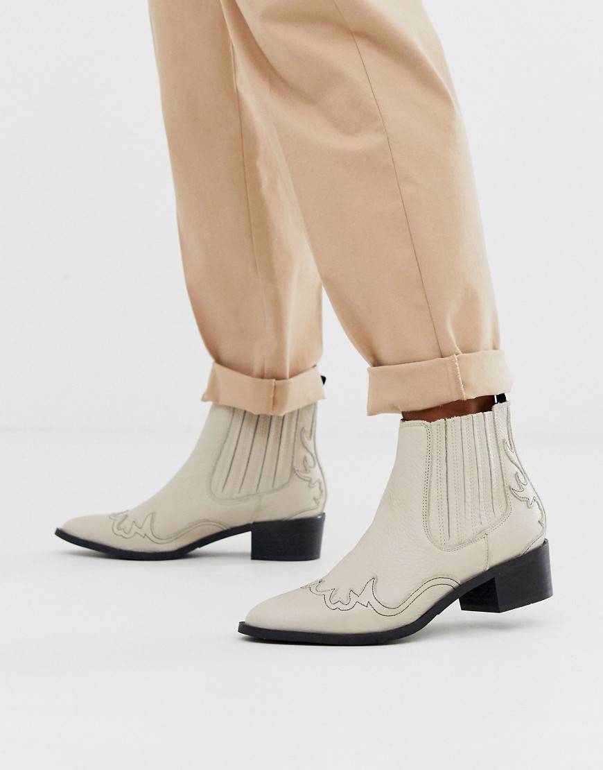 фото Кремовые ботинки в стиле вестерн selected femme-кремовый