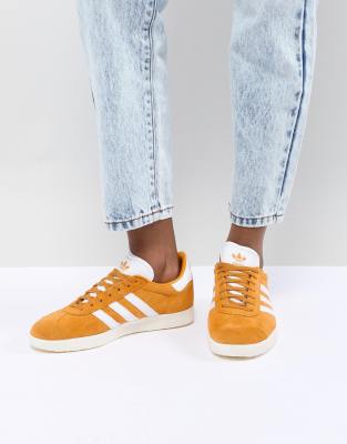 фото Кроссовки горчично-желтого цвета adidas originals gazelle-желтый