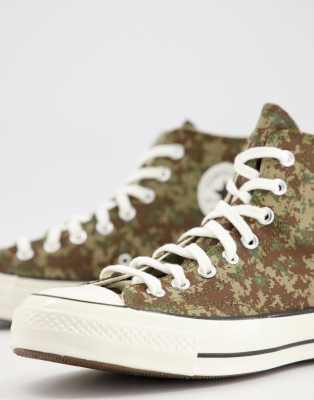 converse chuck 70 hi trainers in sand