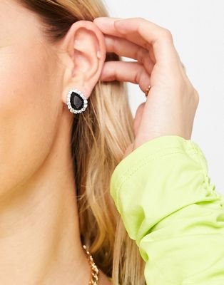 Krystal stud earrings in black crystal