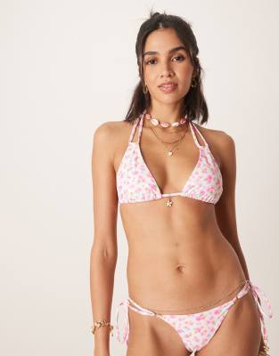 Kulani Kinis - Flamingo - Geblümtes Neckholder-Bikinioberteil in Hellrosa