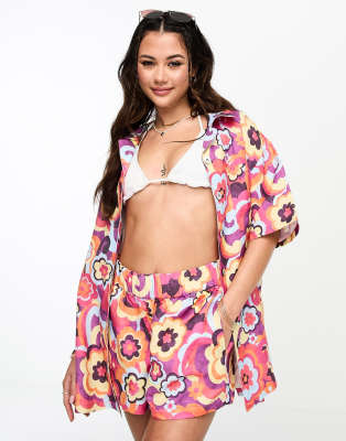 Kulani Kinis Oversized linen beach shirt in Tipsy Dip floral print - ASOS Price Checker