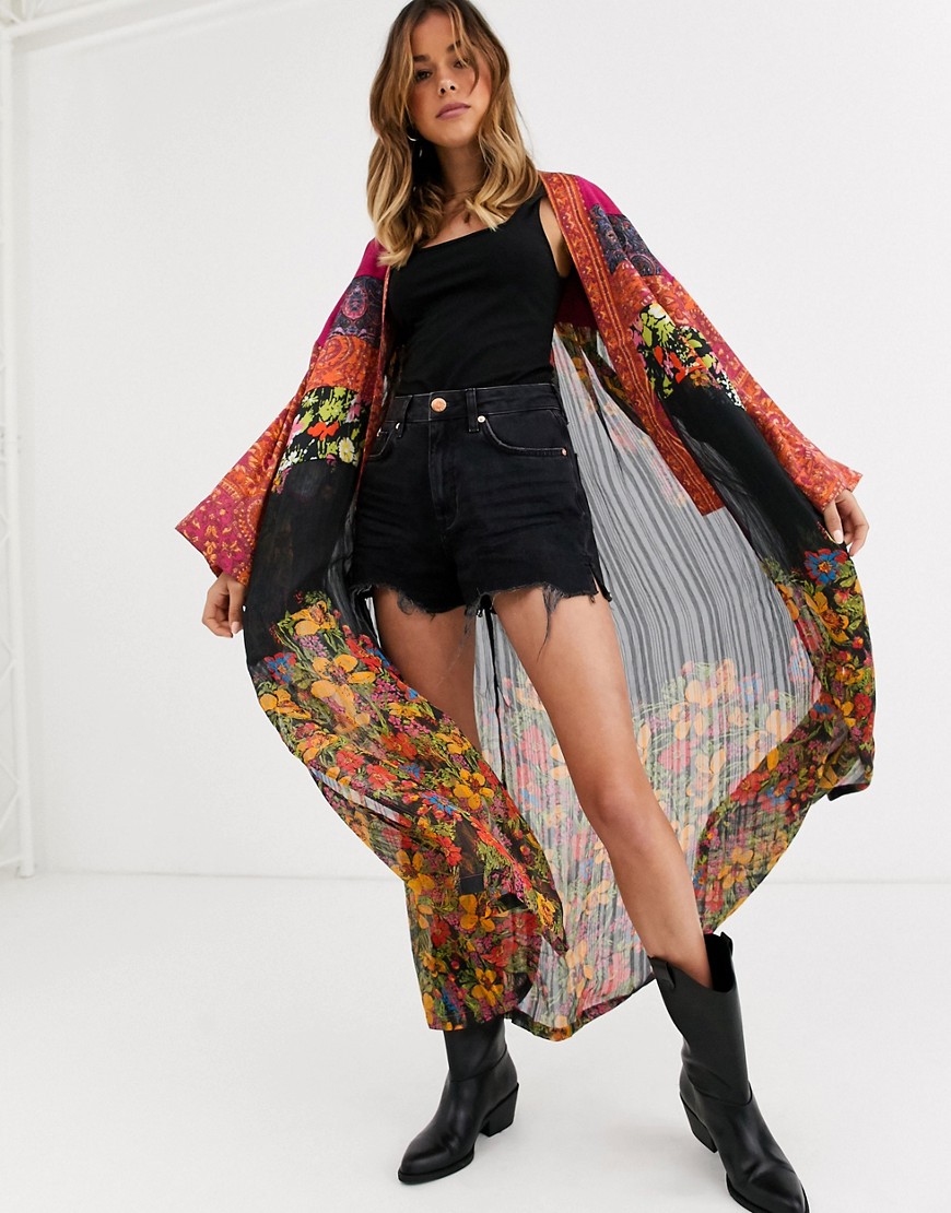 фото Куртка-кимоно с принтом в стиле пэтчворк free people the young love-мульти