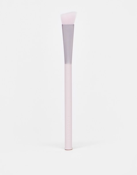 Kylie Cosmetics Concealer Brush - view 1