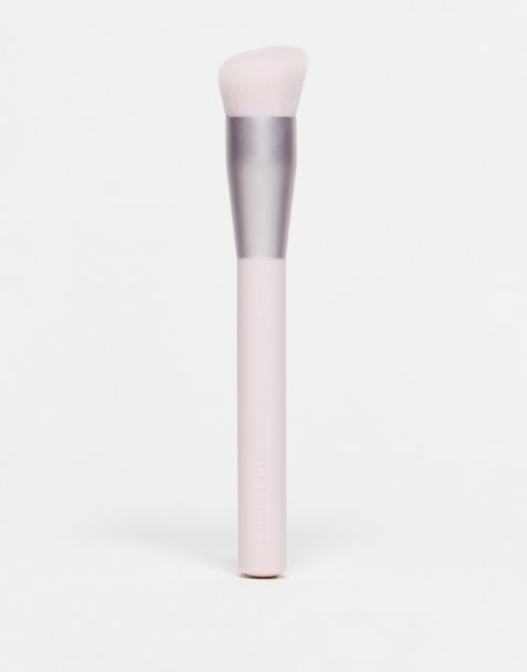 Kylie Cosmetics Foundation Brush - view 1