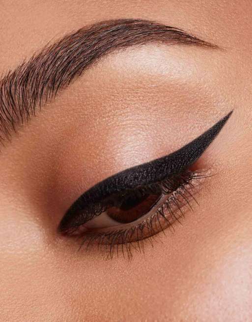 Eyeliner deals kylie jenner