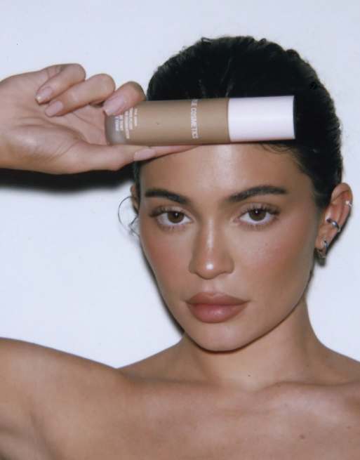 Kylie Cosmetics Power Plush Longwear Foundation , 3 of 7