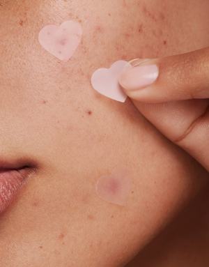 Kylie Skin Clarifying Patches