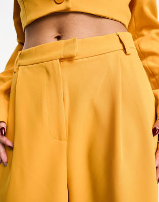 Thumbnail 4 of 4