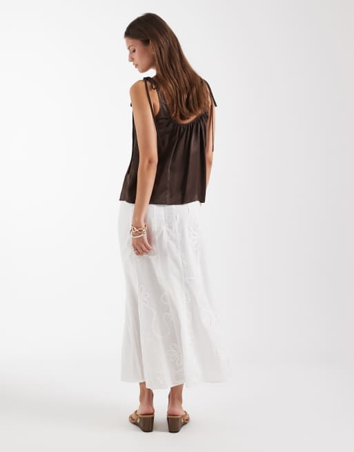 Laagam Lila mid rise flare midaxi boho skirt in white, 5 of 5