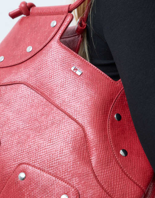 Laagam maren tote bag in red texture, 2 of 4