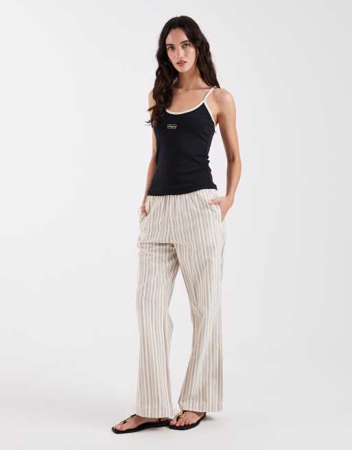 Laagam memfis strap contrast tank top in black, 3 of 4