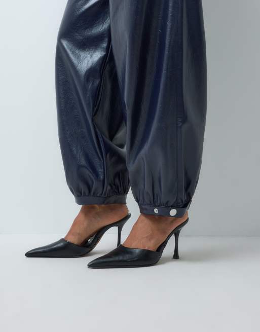 Laagam riley balloon pants in navy, 5 of 5