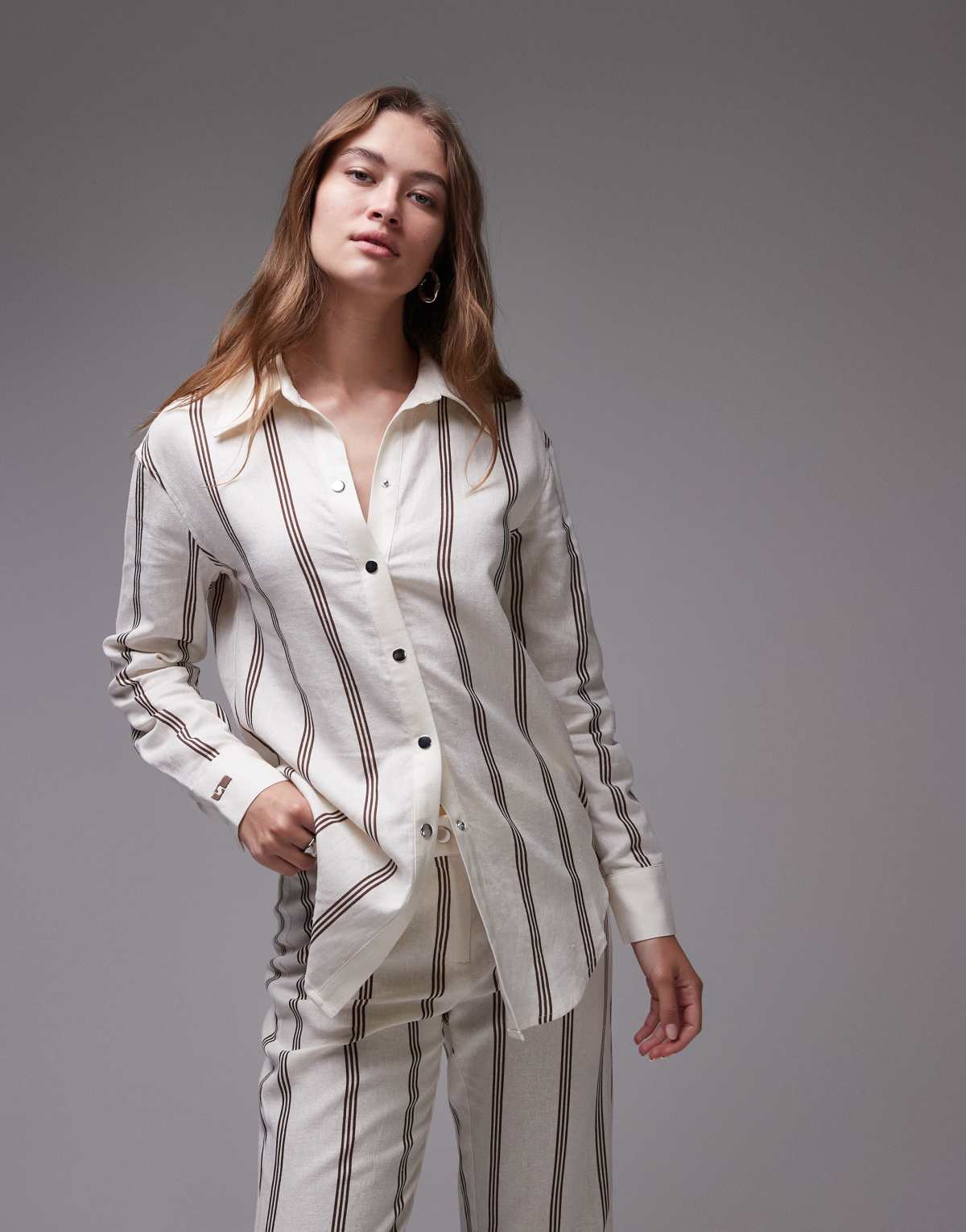 Laagam saga striped pleat shirt in brown co-ord