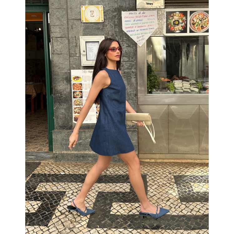 denim mini shift dress Women's Denim Mini Shift Dress in Rinse Wash - Size S