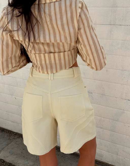 Labelrail x Barbara Ines relaxed seam detail denim jorts in cream, 3 of 4